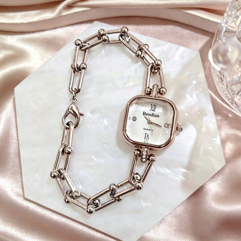 Exclusief dameshorloge van hog - High Jewelry Watches recensie en prijs